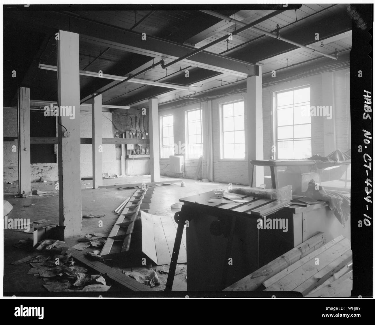 Zweite Etage, NORD GEBÄUDE, Nordosten. - 16-32 Spring Street (gewerbliche Gebäude), Waterbury, New Haven County, CT Stockfoto