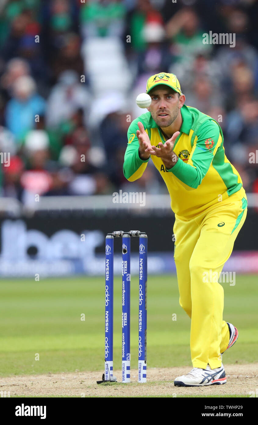 NOTTINGHAM, ENGLAND. 20. JUNI 2019: Glenn Maxwell von Australien fängt den Ball während der Australien v Bangladesch, ICC Cricket World Cup Match, an der Trent Brücke, Nottingham, England. Credit: Cal Sport Media/Alamy leben Nachrichten Stockfoto