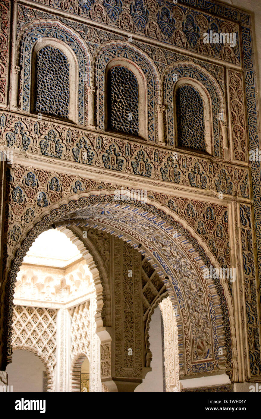 Der Alcázar von Sevilla, der königliche Palast von kastilianer nach der christlichen Eroberung von Sevilla aus der Muslime Christen und Mudéjar Architektur. Stockfoto