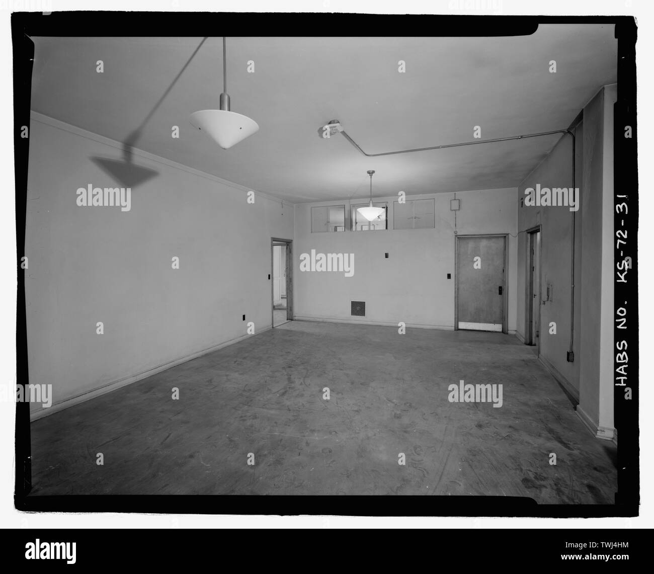 Zweite Etage, Nordseite, Erholung Zimmer nach Süden - Wichita Feuerwehr Motor Haus Nr. 9, 4700 East Kellog Straße (Landstraße 54), Wichita, Sedgwick County, KS; Wendel, P M; Overend, Harrison, George; Boucher, Cecil Francis; Hartwell, Godfrey; Dondlinger und Söhne; Moore-Robertson Sanitär und Heizung Firma; Butters Elektro- und Kältetechnik Unternehmen; Jackson, Christiana, Sender, Wolford, Ric, Fotograf; Weiß, Sheryll L, Historiker Stockfoto