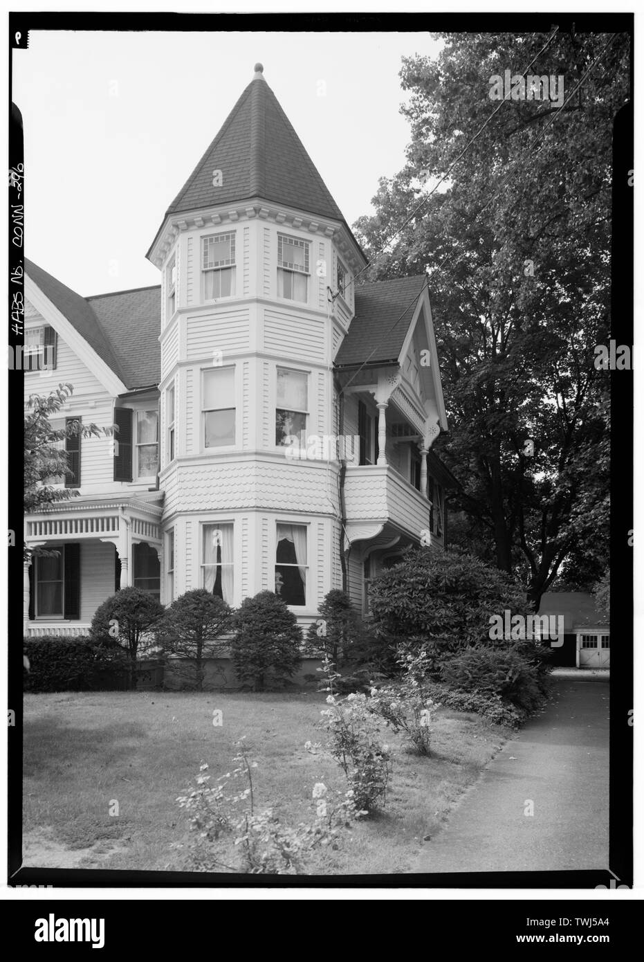 September 1966 DETAIL ECKTURM UND NORD (SEITE) Höhenlage - Simon C. Sherwood House, 67 Westway Straße, Southport, Fairfield County, CT Stockfoto September 1966 DETAIL ECKTURM UND NORD (SEITE) Höhenlage - Simon C. Sherwood House, 67 Westway Straße, Southport, Fairfield County, CT Stockfoto