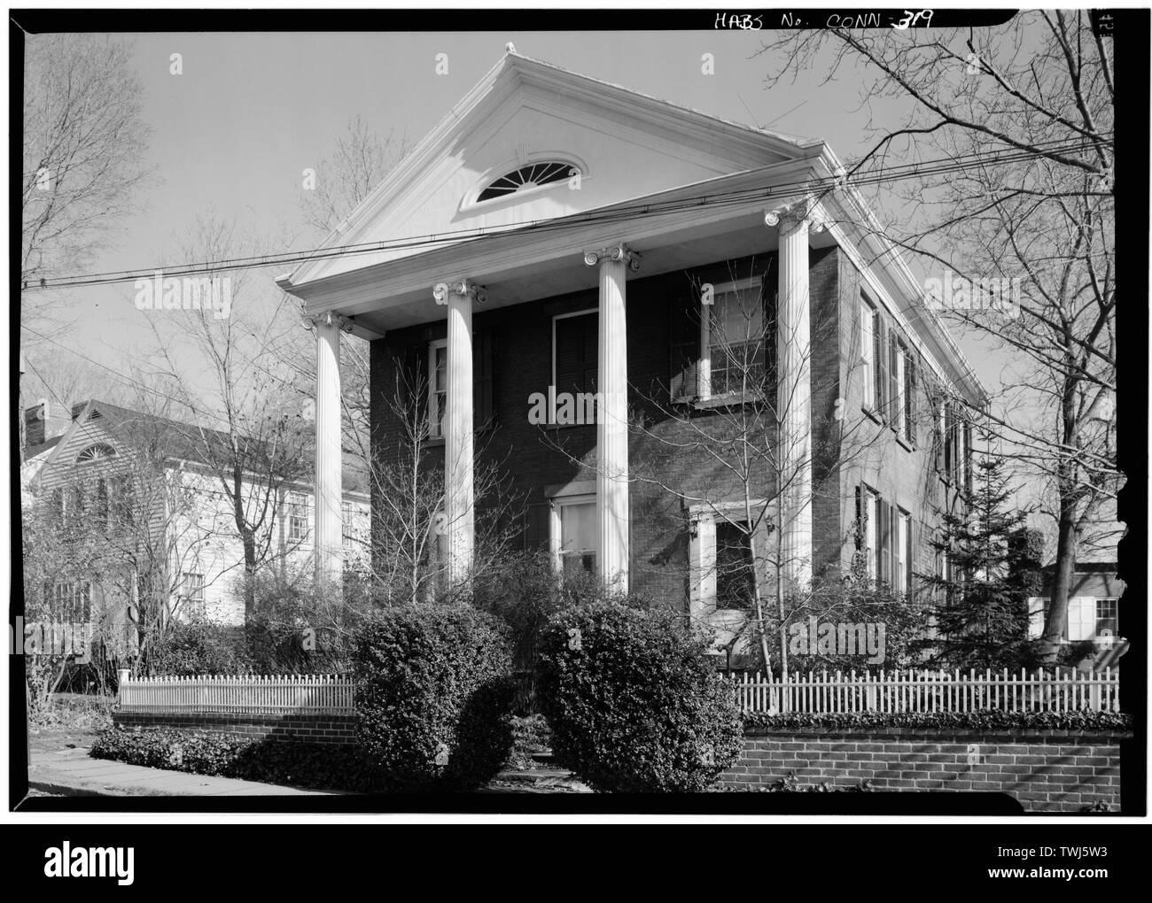 September 1966 ALLGEMEINE ANSICHT VON AUSSEN-Connecticut Bank, Mill River Branch, 227 Main Street, Southport, Fairfield County, CT Stockfoto