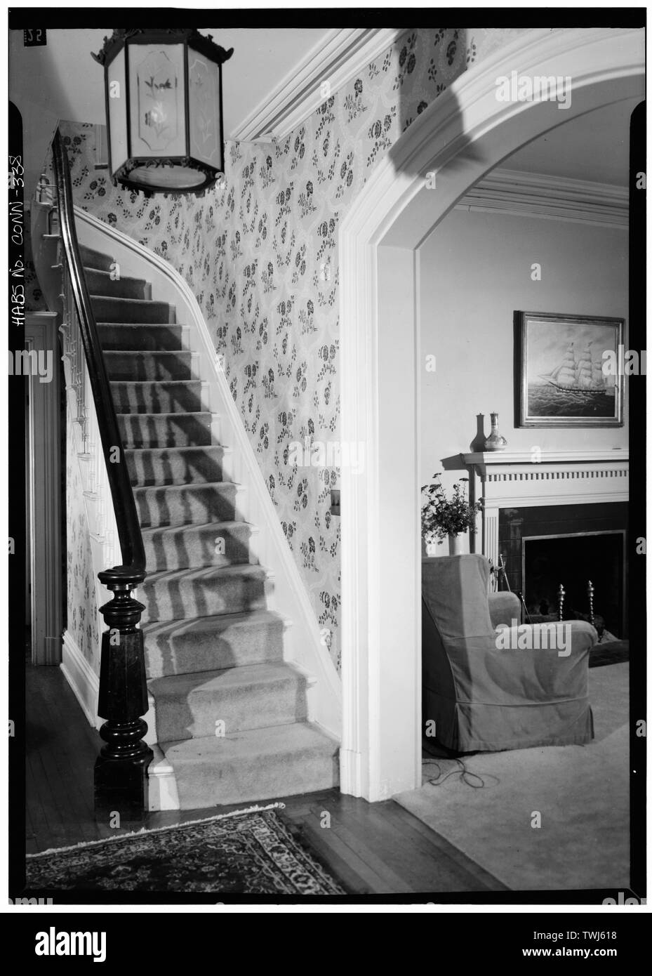 September 1966 TREPPE UND TÜR Surround-sound-Waugh House, 249 Old South Road, Southport, Fairfield County, CT Stockfoto
