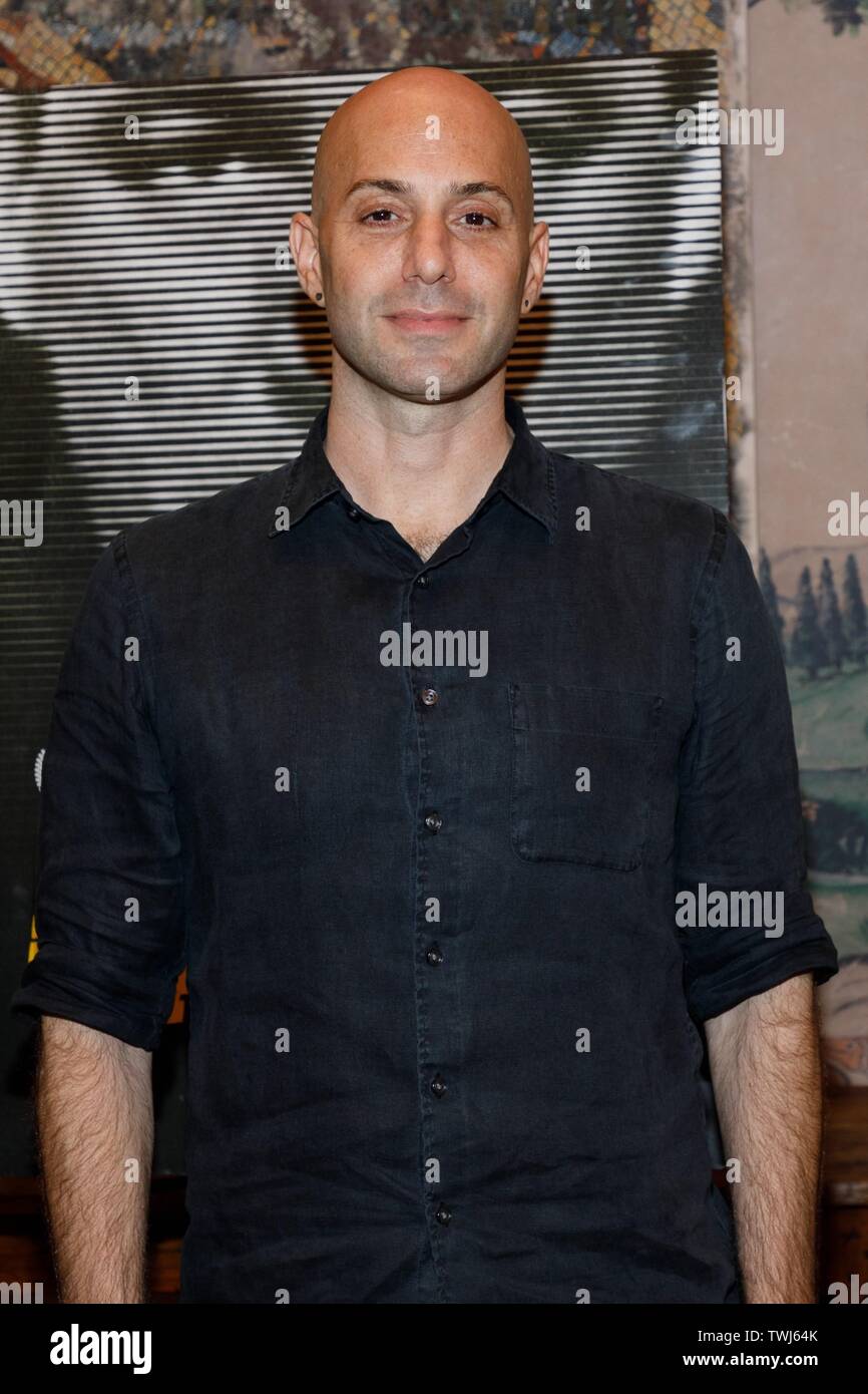 New York, NY, USA. Juni, 2019 20. Avi Belkin in der Ankunftshalle für Mike Wallace ist hier Premiere, die Whitby Theater, New York, NY, 20. Juni 2019. Credit: Jason Smith/Everett Collection/Alamy leben Nachrichten Stockfoto