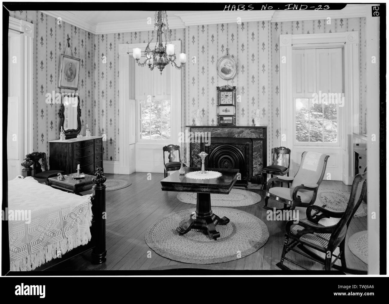 September 1971 BASIS DER WENDELTREPPE - James E.D. Lanier House, 511 West First Street, Madison, Jefferson County, IN; Costigan, Francis J; Jandoli, Liz, Sender; Preis, Virginia B, Sender Stockfoto