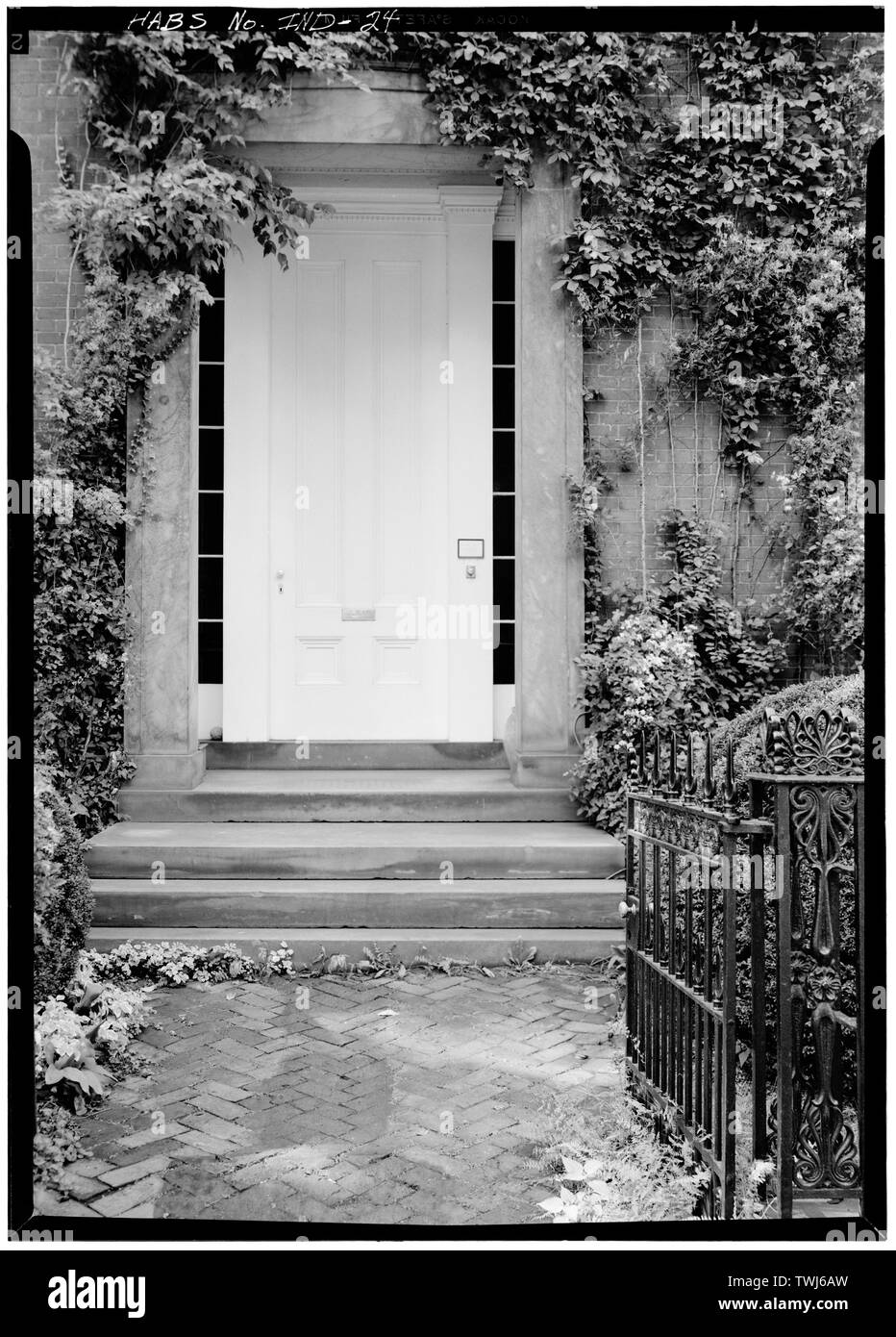 September 1971 DETAIL DER EINGANG NORD - Captain Charles L. Shrewsbury House, 301 West erste Straße (Hohe und Pappel Straßen), Madison, Jefferson County, IN; Shrewsbury, Charles Lewis; Costigan, Francis J; Jandoli, Liz, Sender; Verhältnis Architects, Inc., Berater; historische Madison Inc., Sponsor; Ross, Benjamin L, Architekt; Boyce, Kenneth M, Landschaftsarchitekt; Kroll, David, Projekt Manager Stockfoto