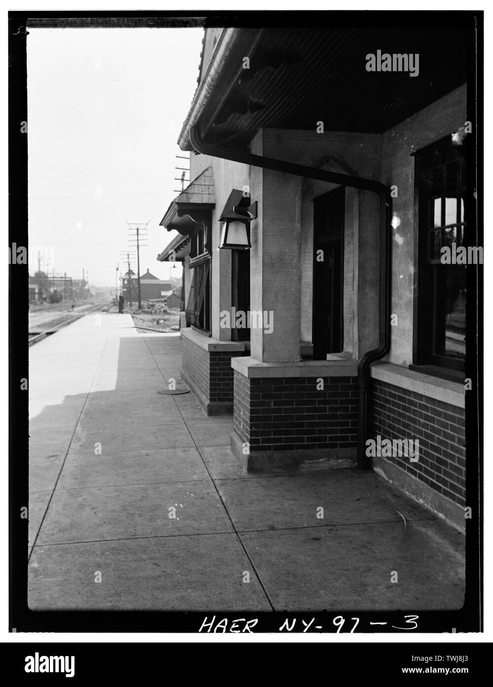 Seitliche Sicht auf Station - Erie Railroad, Painted Post Personen- und Güterbahnhof, Water Street, Painted Post, Steuben County, NY Stockfoto