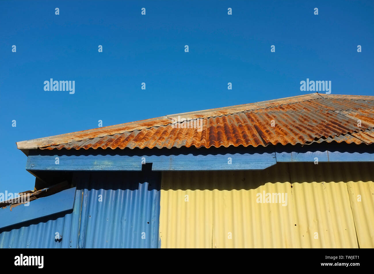 Detail einer typischen australischen Schuppen von Wellblech gemacht. Stockfoto