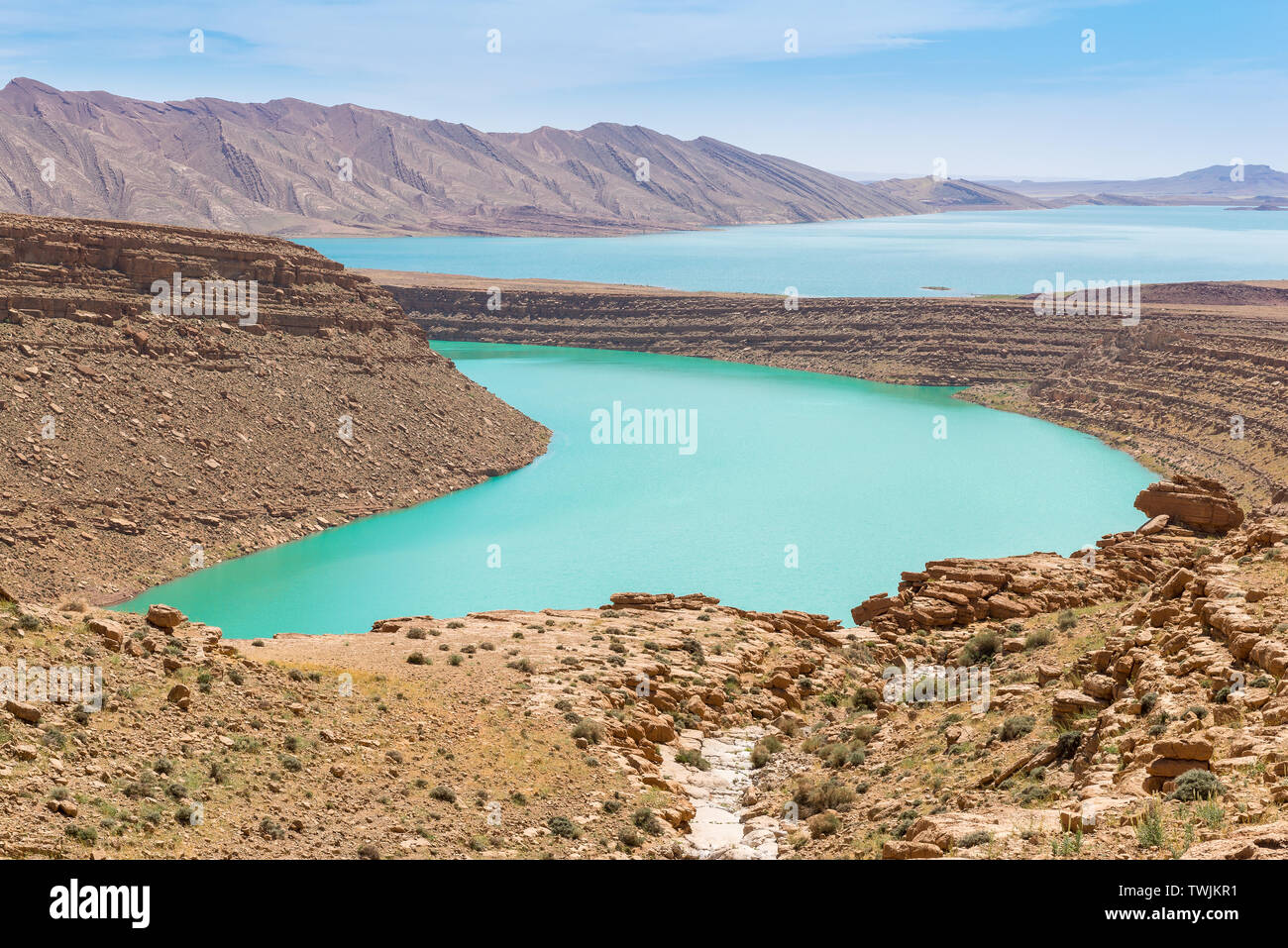 Türkisfarbene Wasser des Ziz Fluss, Marokko Stockfoto