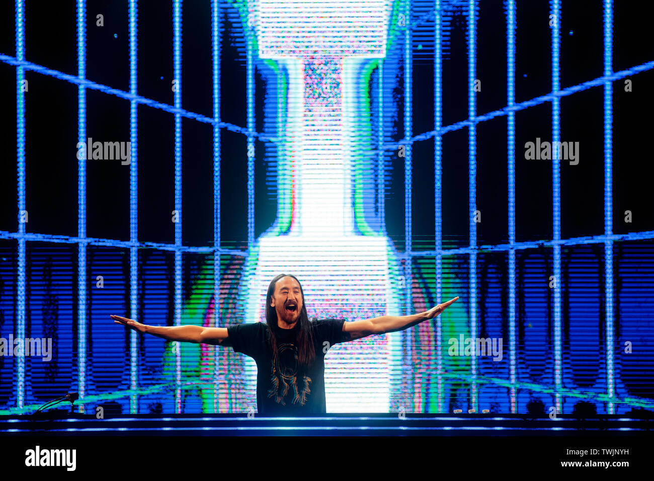 Steve Aoki führt eine Djset während des gruvillage Festival Stockfoto