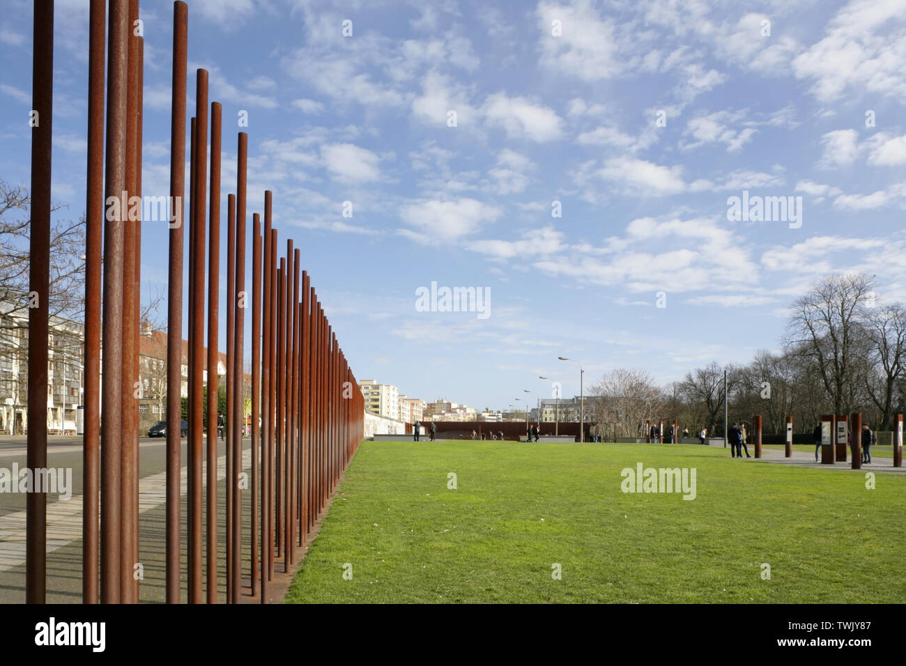 Die Gedenkstätte Berliner Mauer, Bernauer Straße, Berlin, Deutschland. Stockfoto