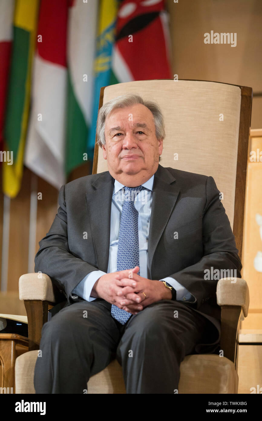 Genf, Schweiz. Juni, 2019 21. Generalsekretär der Vereinten Nationen, Antonio Guterres nimmt an der Sitzung des letzten Tag der Internationalen Arbeitskonferenz, Kennzeichnung, das 100-jährige Jubiläum der Internationalen Arbeitsorganisation (ILO) in Genf, Schweiz, 21. Juni 2019. Guterres am Freitag lobte die Internationale Arbeitsorganisation (ILO) für "die Fackel, die vor hundert Jahren beleuchtet wurde, um zu helfen, eine neue Welt zu bauen." Quelle: Xu Jinquan/Xinhua/Alamy leben Nachrichten Stockfoto