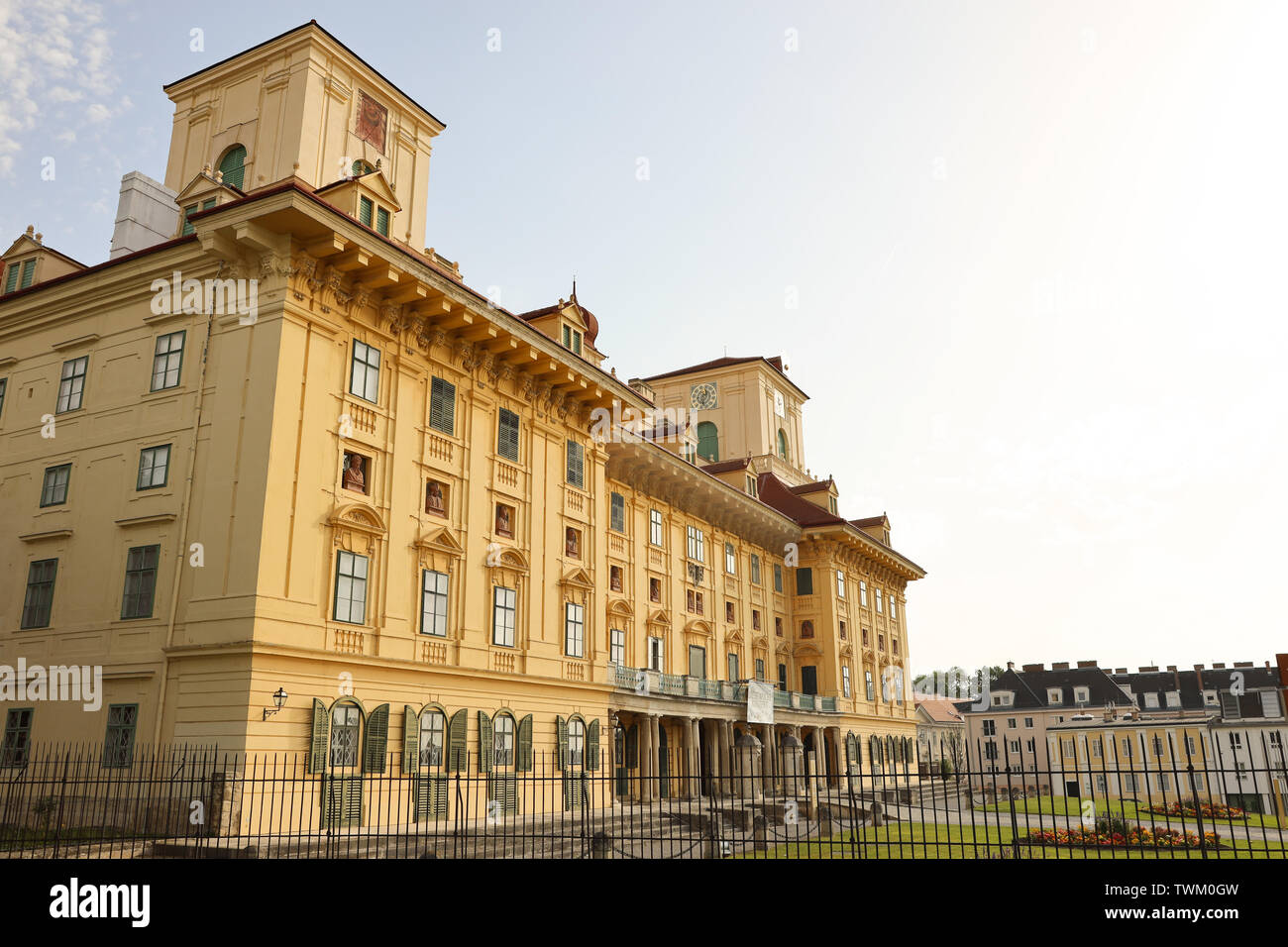 Vorderansicht des Schloss Esterhazy in Eisenstadt (Burgenland, Österreich) Stockfoto
