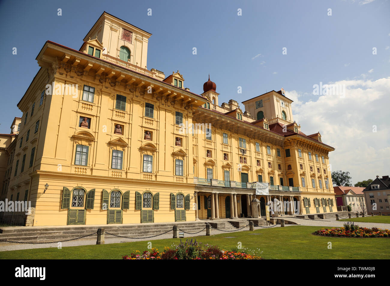 Vorderansicht des Schloss Esterhazy in Eisenstadt (Burgenland, Österreich) Stockfoto