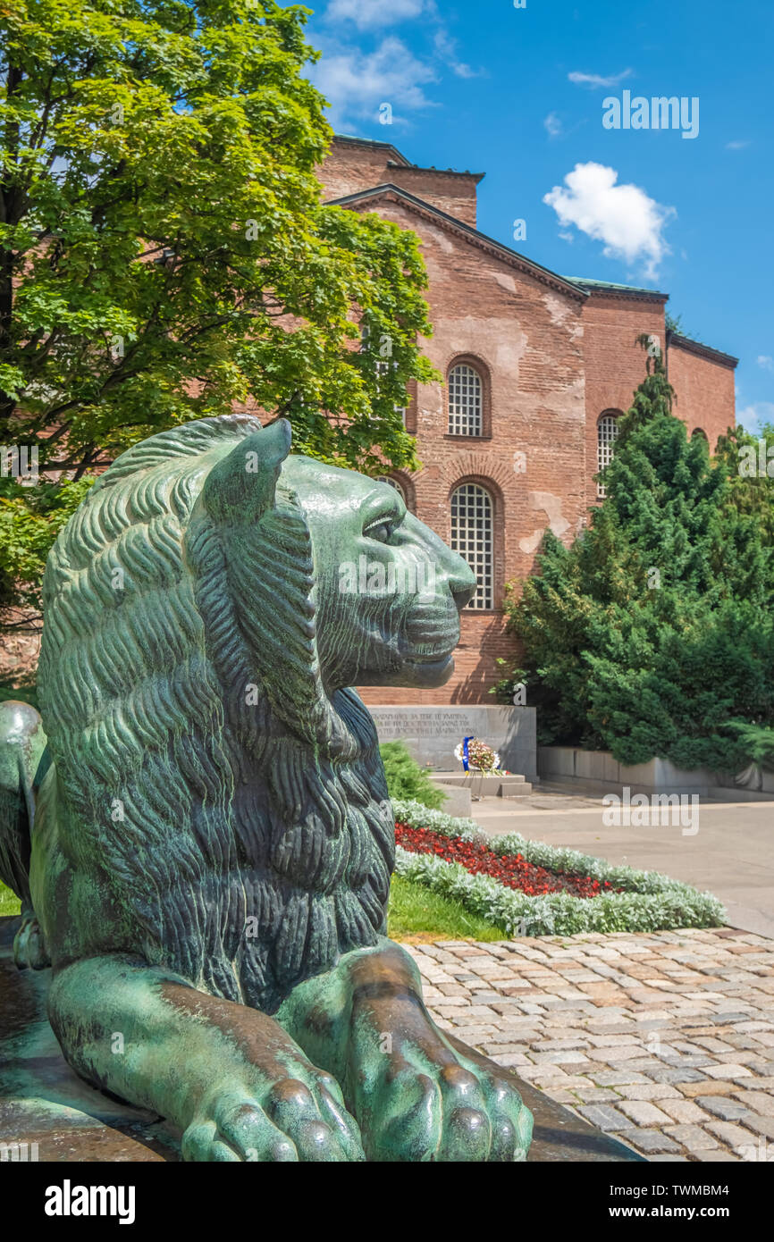 St. Sofia Kirche, 4. Jahrhundert, die älteste Kirche in Sofia, Bulgarien. Er gab seinen Namen der Stadt Stockfoto