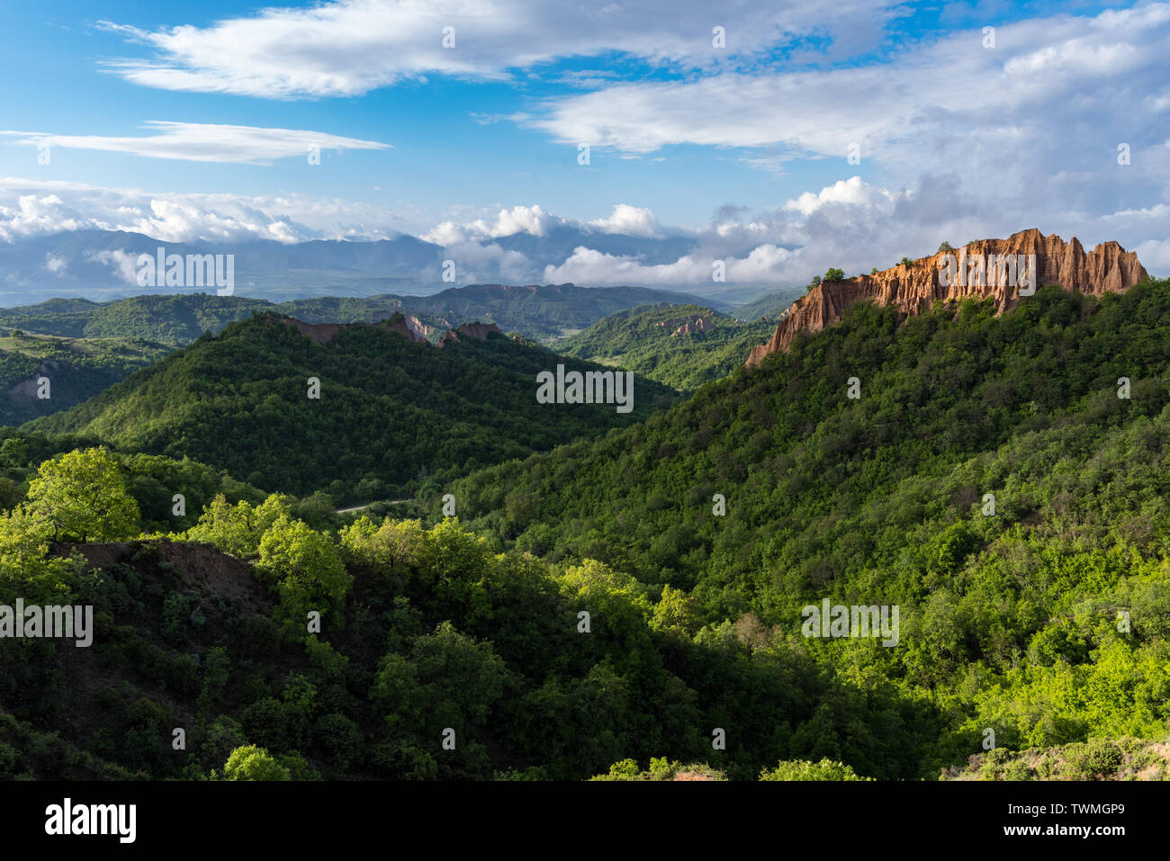 Rozhen Pyramiden - eine einzigartige Pyramide berge Felsen in Bulgarien, in der Nähe von Melnik. Stockfoto