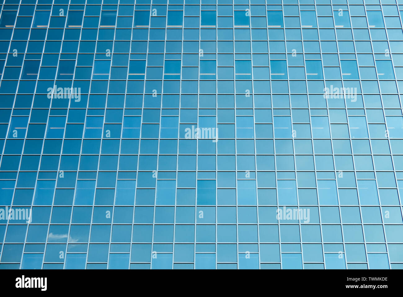 Glasfassade modernes Bürogebäude in der niederländischen Stadt Utrecht Stockfoto