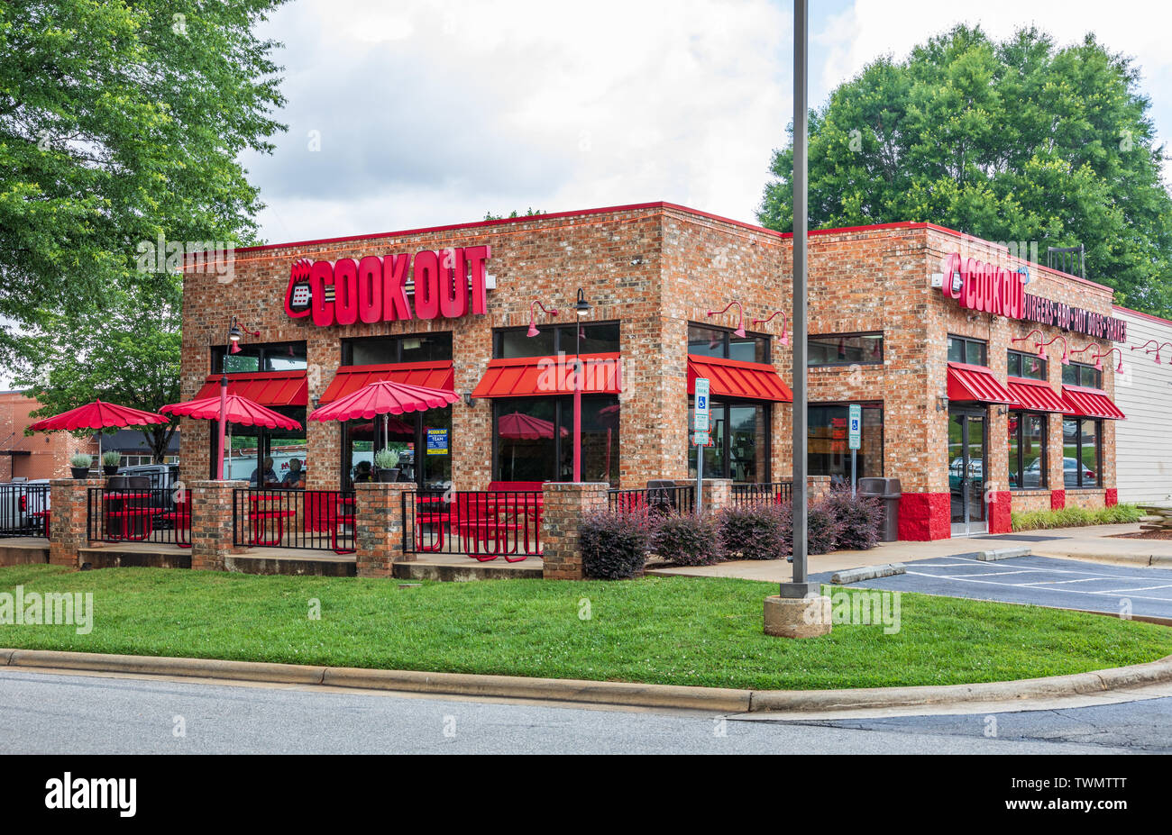 STATESVILLE, NC, USA - Juni 19, 2019: ein Koch aus Restaurant, ein privat geführtes Fast-Food-Kette vor allem im Südosten der Vereinigten Staaten von Amerika. Stockfoto