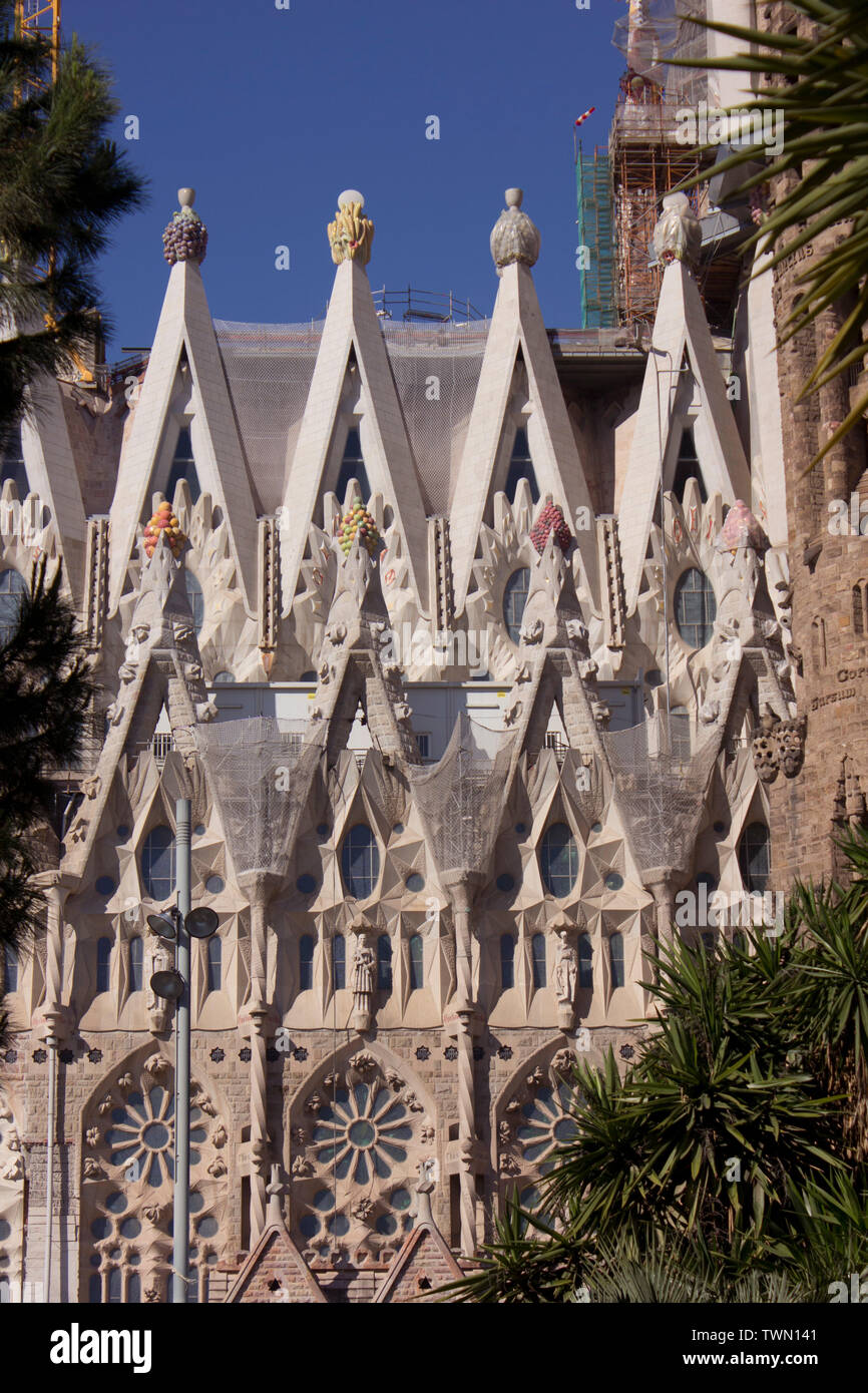 Nahaufnahme eines Teils von Gaudis Sagrada Familia in Barcelona, Spanien. Stockfoto