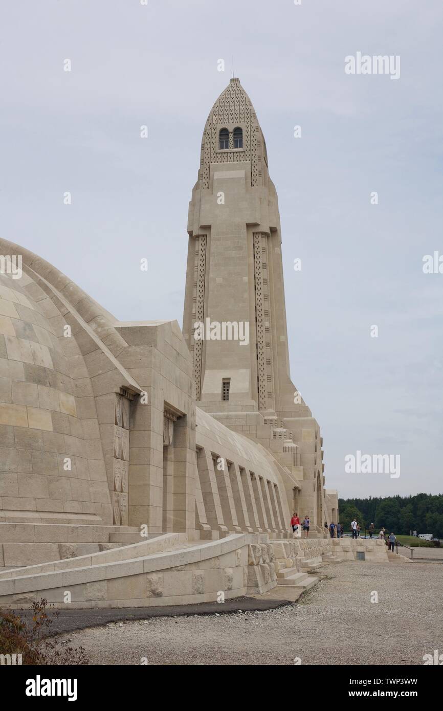 Beinhaus von douaumont Fotos und Bildmaterial in hoher Auflösung Alamy