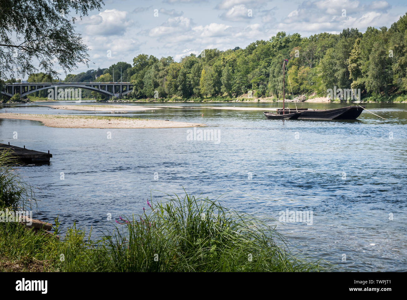 Fluss Sommer Landschaft am Fluss Loire im Zentrum von Frankreich Stockfoto