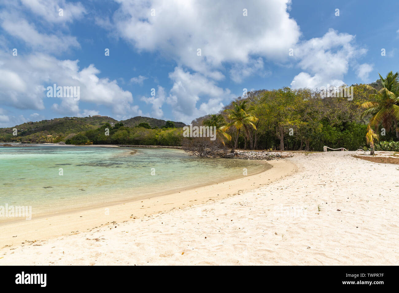 Lagunenstrand und lagunenbucht mustique Stockfotos und -bilder Kaufen ...