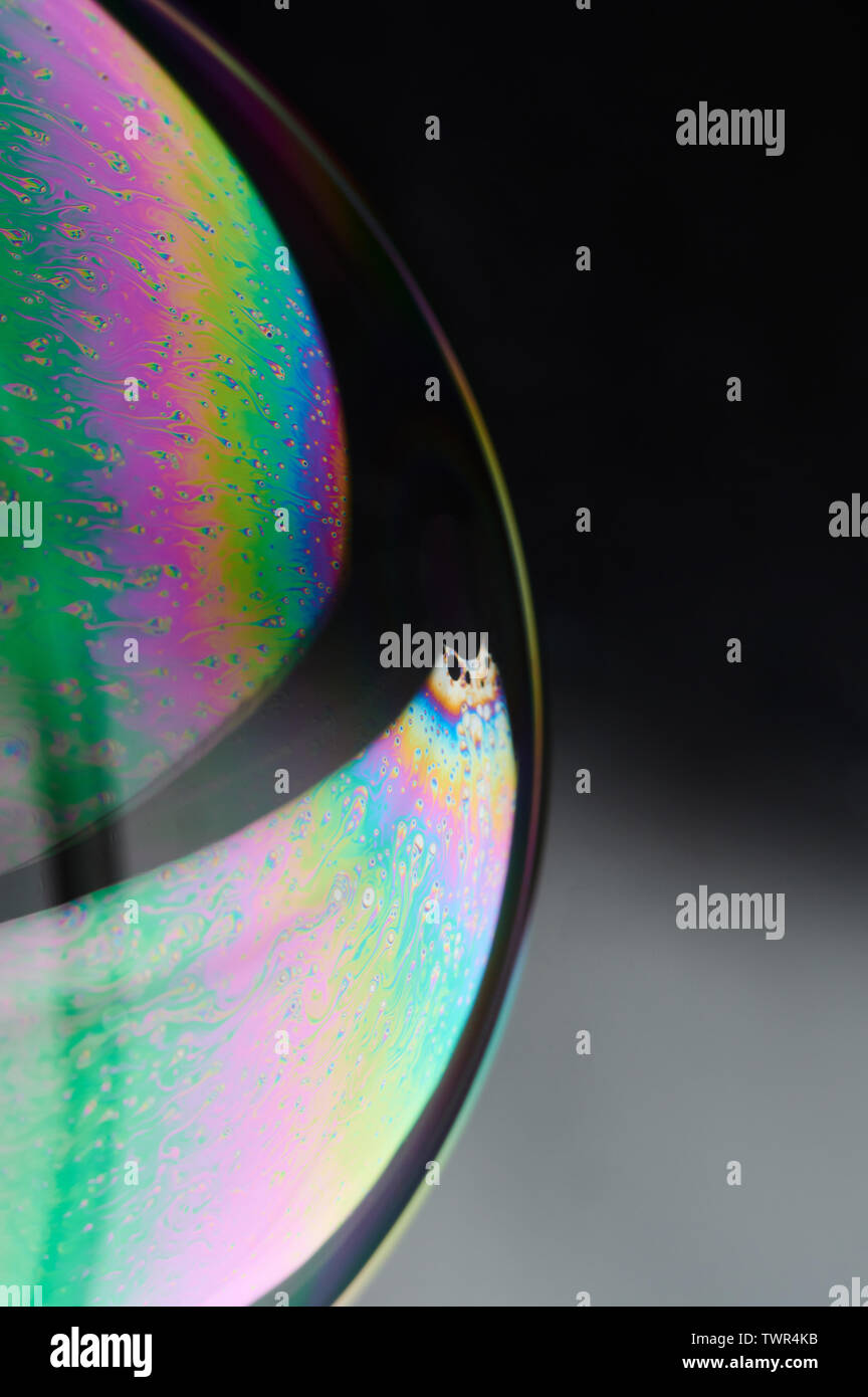 Abstrakte regenbogen farbe Hintergrund von Liquid Soap Bubble Stockfoto