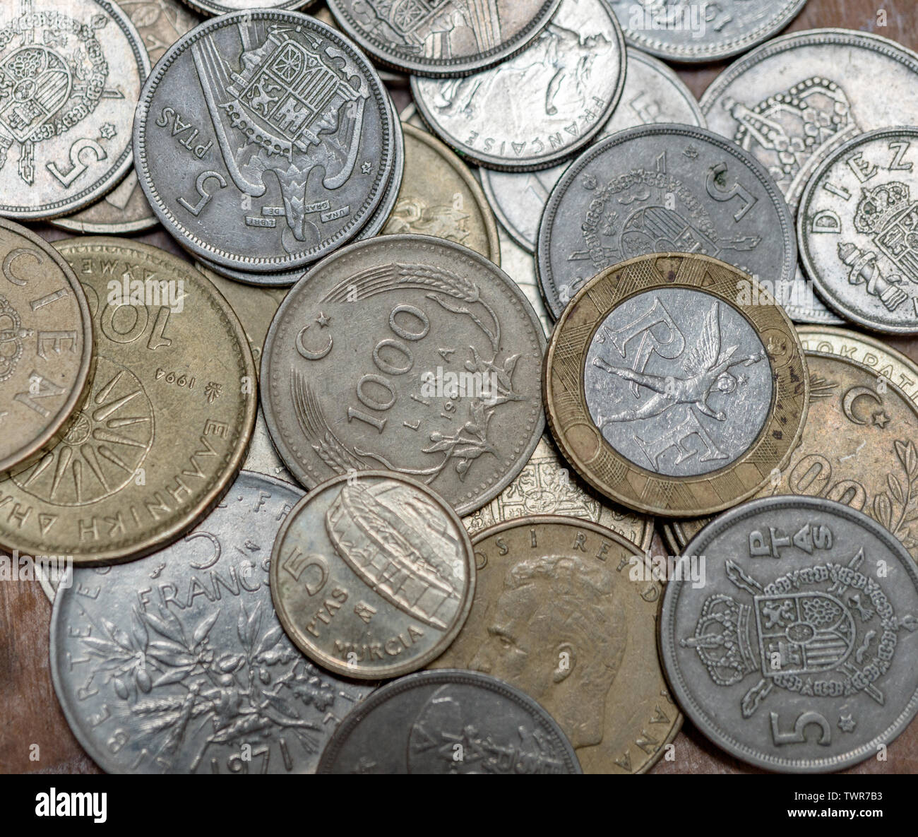 Stapel der alten europäischen Münzen, Euro. Stockfoto