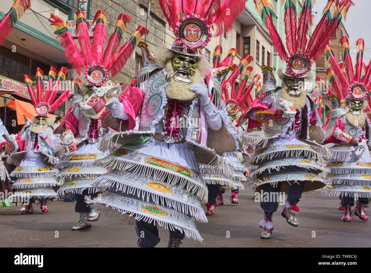 Maskierte Tänzer im Gran Poder Festival, La Paz, Bolivien Stockfoto