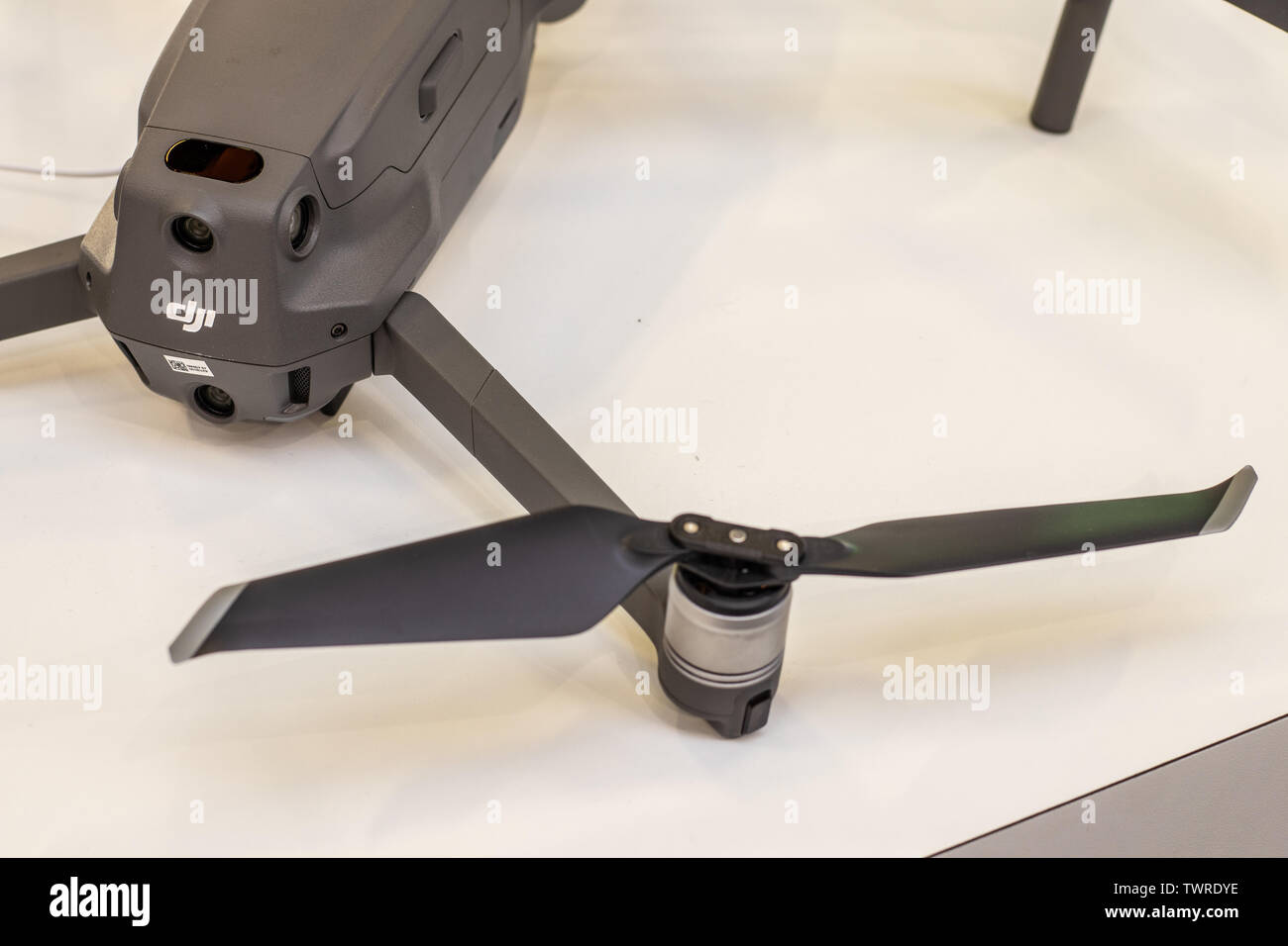 Berlin, August 2018, DJI Drohnen Mavic 2 Zoom, Unmanned Aerial Vehicles - UAV, DJI-Messestand, globale Innovationen zeigen IFA 2018, Stockfoto