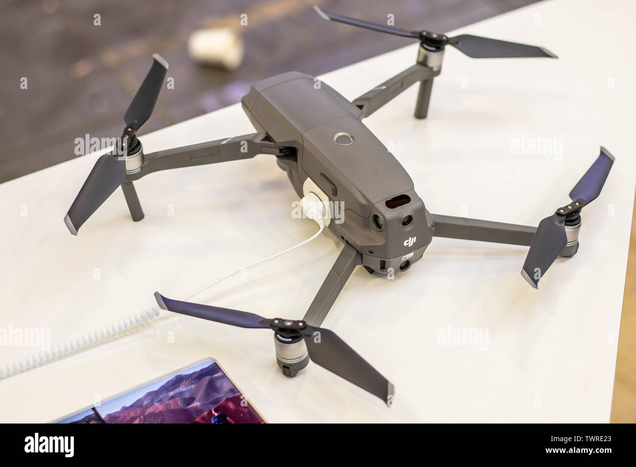 Berlin, August 2018, DJI Drohnen Mavic 2 Zoom, Unmanned Aerial Vehicles - UAV, DJI-Messestand, globale Innovationen zeigen IFA 2018, Stockfoto