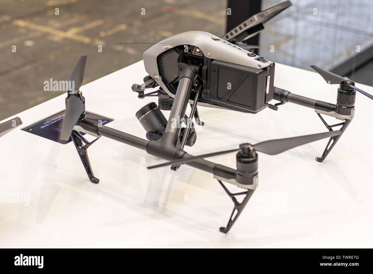 Berlin, Deutschland, August 2018 DJI Drone Inspire 2, Unmanned Aerial Vehicles - UAV, DJI Messestand auf globale Innovationen zeigen IFA 2018 Stockfoto