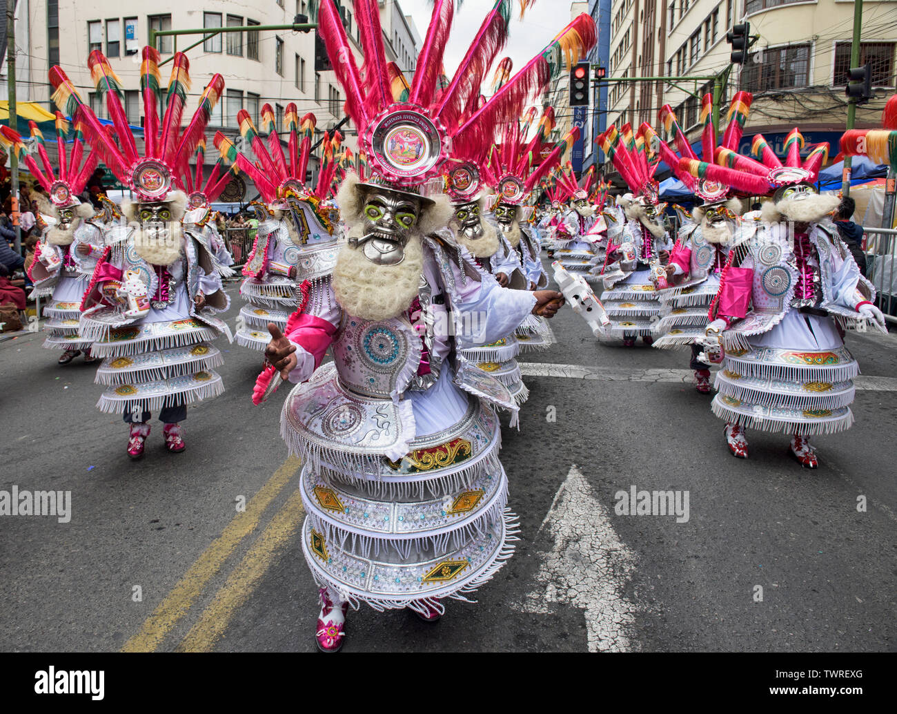 Maskierte Tänzer im Gran Poder Festival, La Paz, Bolivien Stockfoto