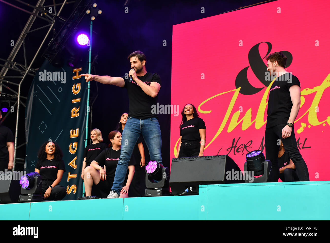 & Julia führt bei West End Live 2019 in Trafalgar Square, am 22. Juni 2019, London, UK. Stockfoto