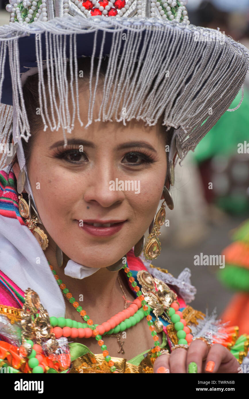Kostümierte Tänzer bei der bunten Gran Poder Festival, La Paz, Bolivien Stockfoto