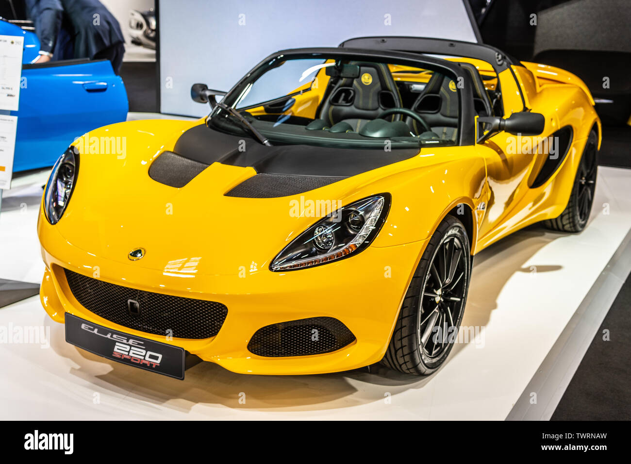 Paris, Frankreich, 02.Oktober 2018 gelbe Lotus Elise Sport 220 Mondial Paris Motor Show, zwei - Sitz, Mitte Roadster von Lotus Cars mit Selbstzündungsmotor Stockfoto