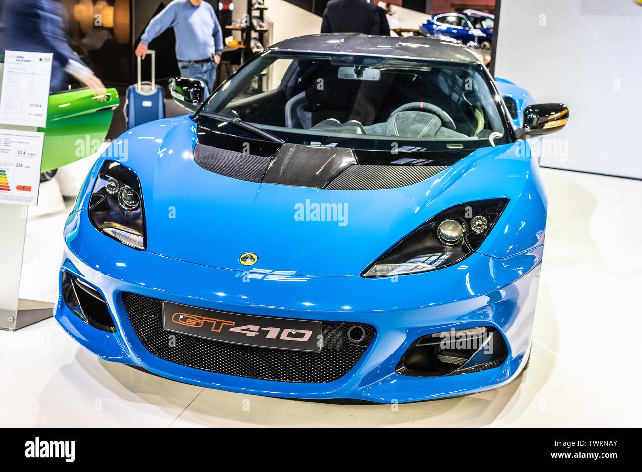 Paris, Frankreich, 04 Oktober, 2018: Blauer Lotus Evora GT 410 Sport bei Mondial Paris Motor Show, Sportwagen von britischen Autohersteller produziert Lotus Stockfoto