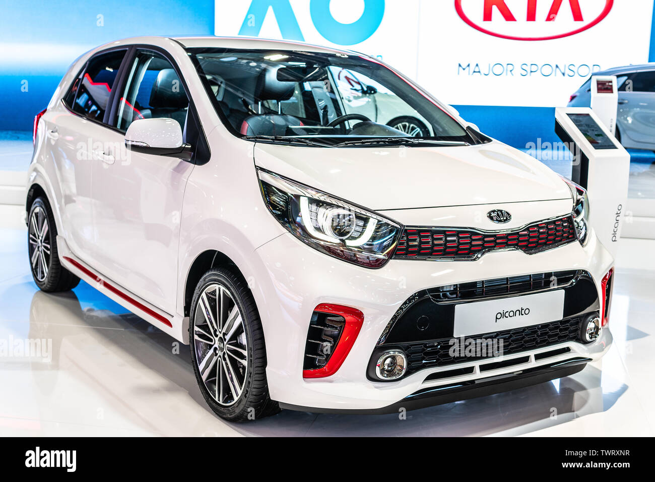 Paris Frankreich Nov 09 18 Rot Weiss Neues Kia Picanto Gt Line Bei Mondial Paris Motor Show 3 Generation Von Kia Motors Corporation Hergestellt Stockfotografie Alamy
