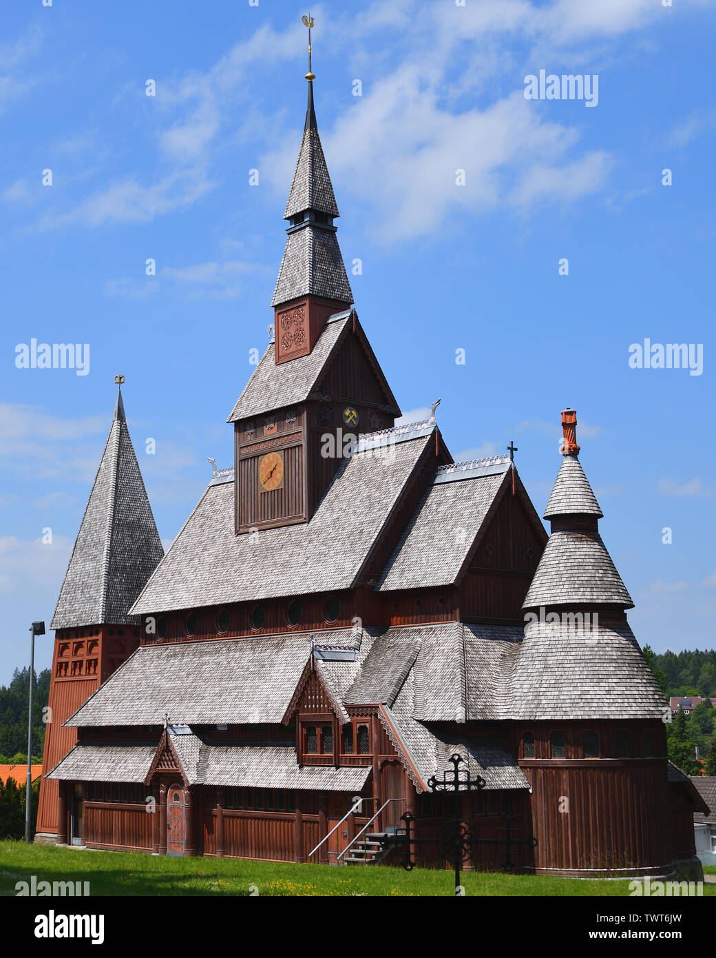 Die evangelische Gustav-Adolf-Stabkirche, eine hölzerne Stabkirche in Hahnenklee, Harz, Deutschland. Stockfoto