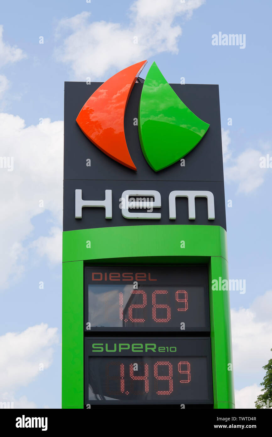 Hem Tankstelle In Der Nähe Preise Tamoil tankstelle -Fotos und -Bildmaterial in hoher Auflösung – Alamy