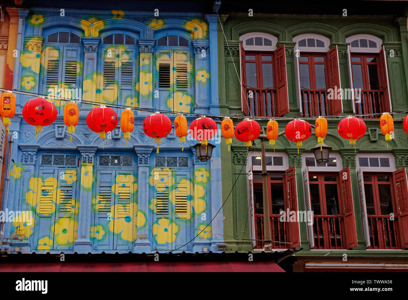 Geschäftshaus in Pagoda Street, Singapur. Stockfoto