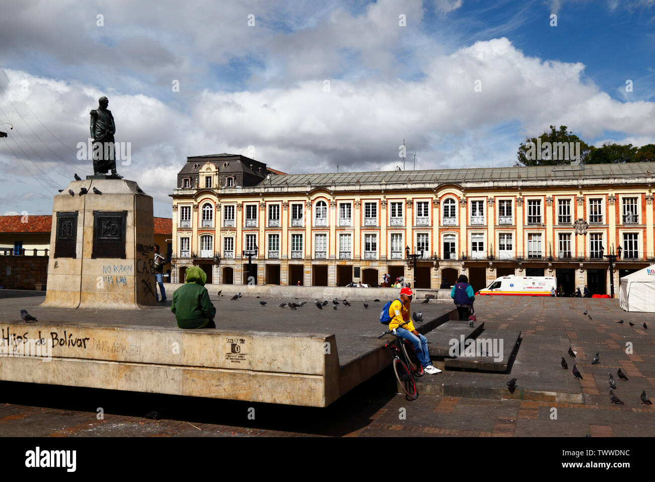 Statue von Simón Bolívar und Lievano Palast, dem Plaza Bolívar, Bogotá, Kolumbien Stockfoto
