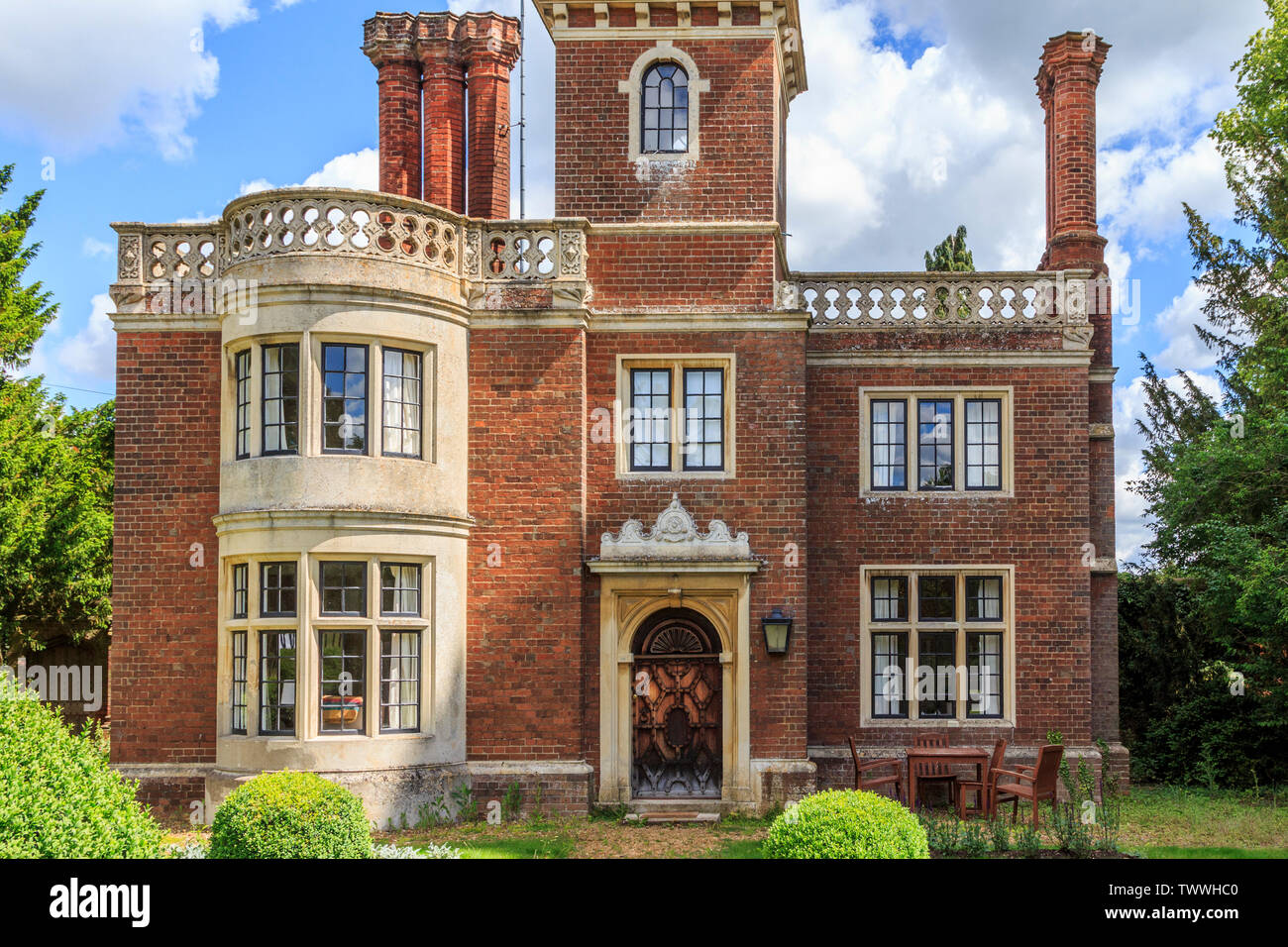 Gate house zu Audley End House und Gärten in der Nähe von Saffron Walden, Essex, England, UK, GB Stockfoto