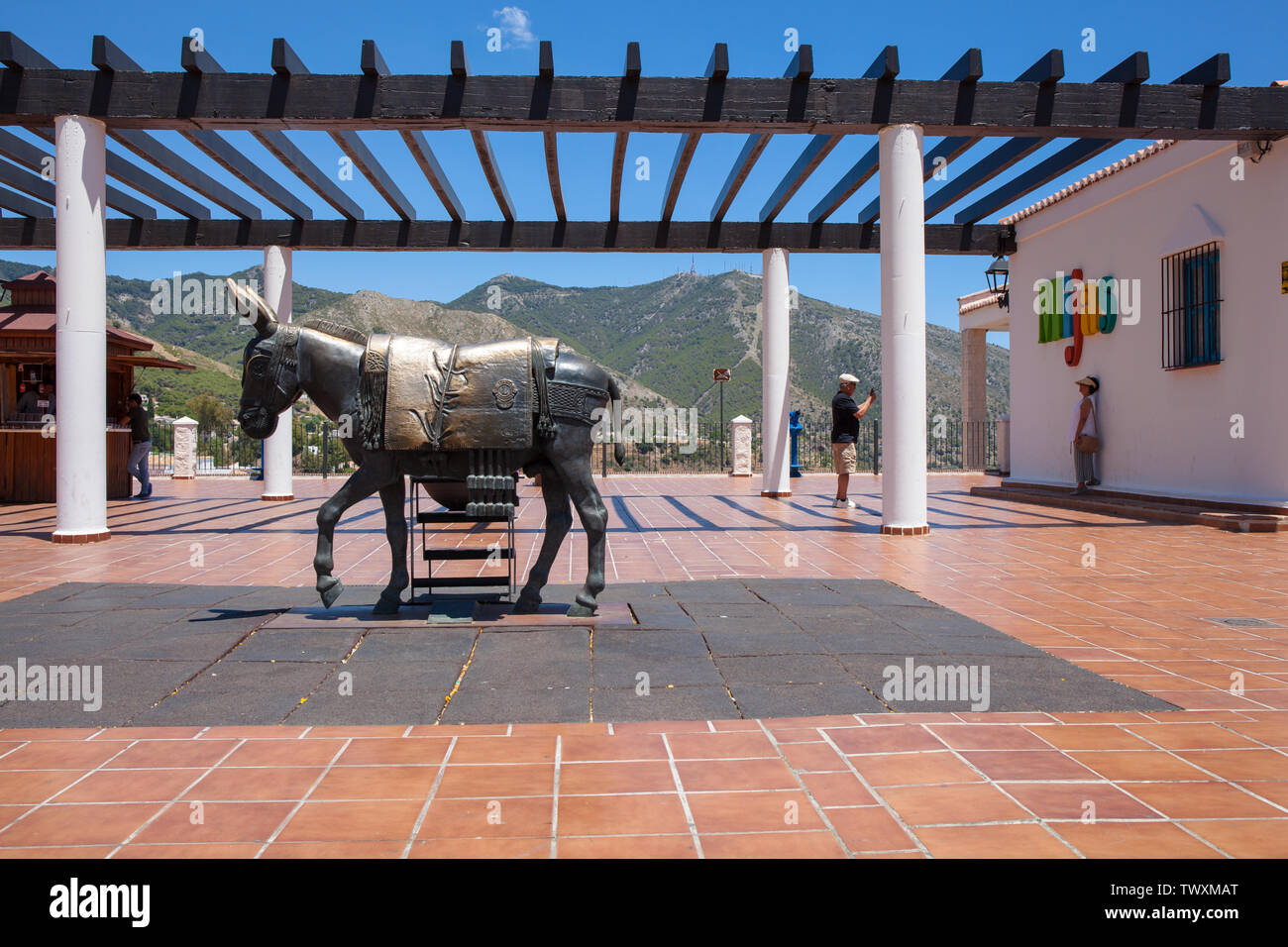 esel-statue-symbol-von-mijas-village-mijas-costa-del-sol-andalusien