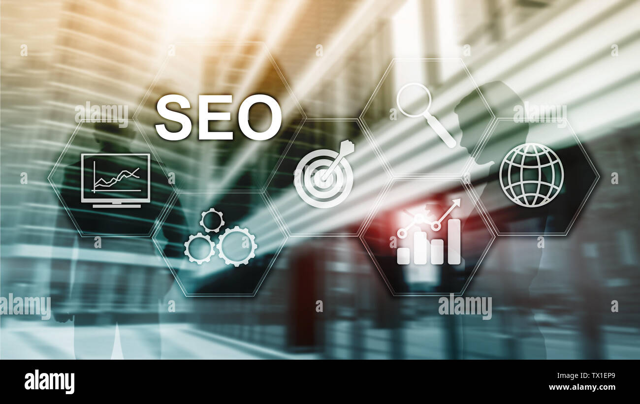 SEO - Suchmaschinenoptimierung, digitales Marketing und Internet Technologie Konzept auf verschwommenen Hintergrund. Stockfoto