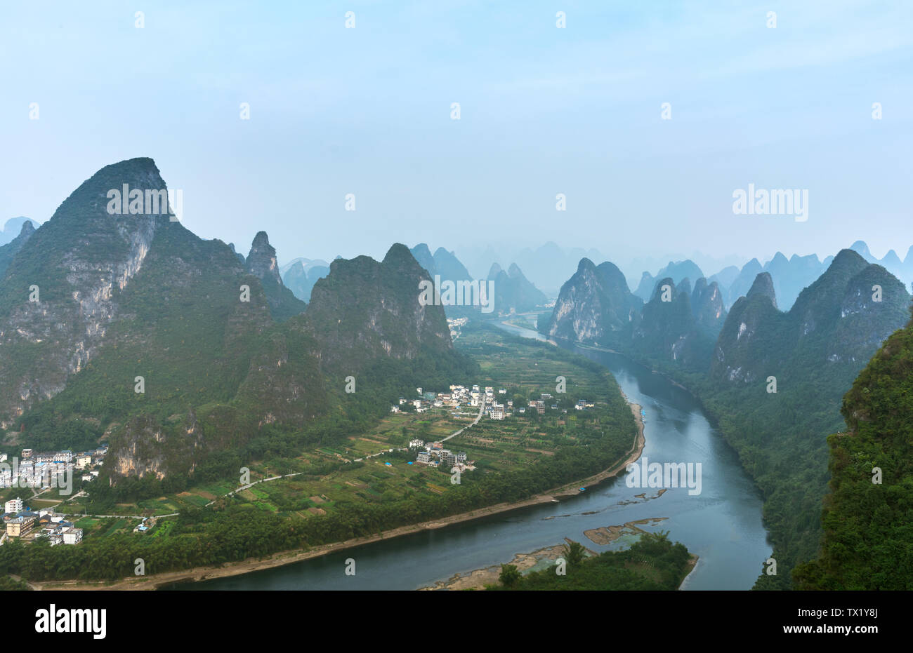 Natürliche Landschaft von Xianggong Berg, Xingping, Guilin Stockfoto