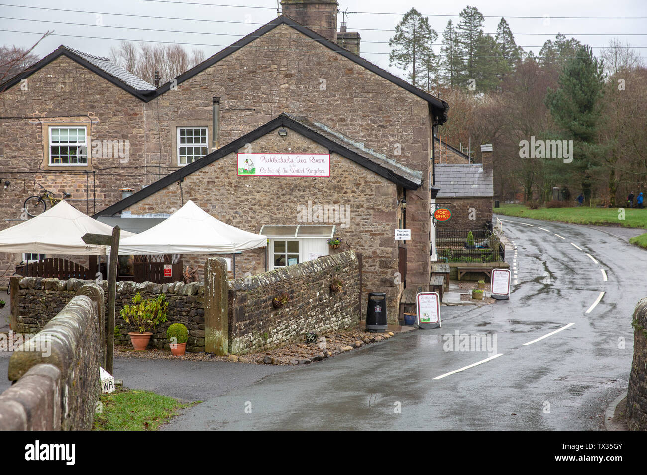 Puddleducks Cafe und Tee Zimmer im Dunsop Brücke, der geographischen Mitte des Vereinigten Königreichs, der Wald von Bowland, Lancashire, England Stockfoto