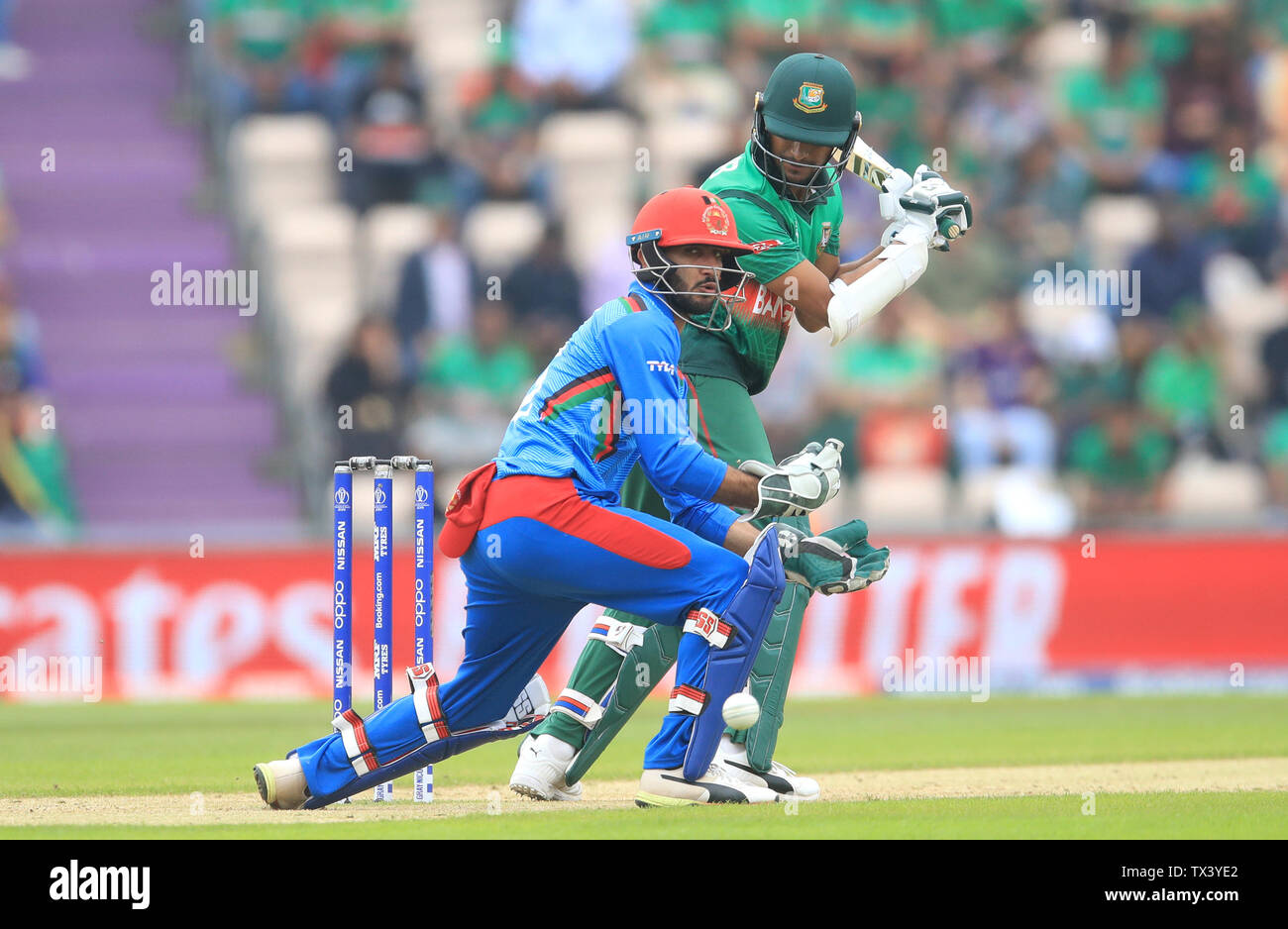 In Bangladesch Shakib Al Hasan während der ICC Cricket World Cup group stage Gleiches an der Schüssel, Southampton, Hampshire. Stockfoto