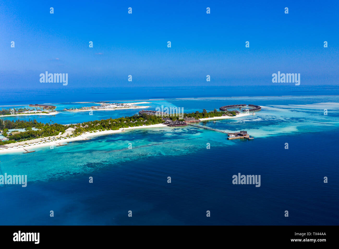 Malediven, Süd Male Atoll, Luftaufnahme der Insel Olhuveli Stockfoto
