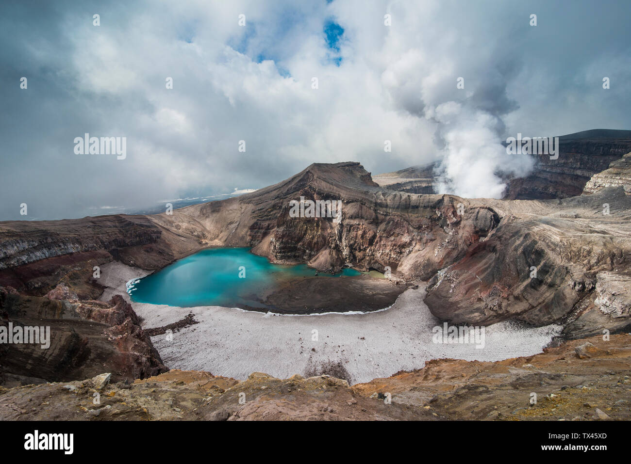 Russland, Kamtschatka, dampfende Fumarole auf der Gorely Stockfoto